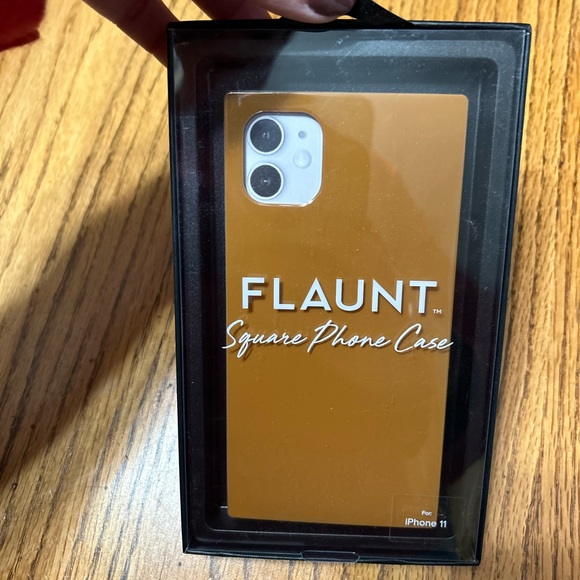 Flaunt Cell Phones & Accessories New Flaunt Nude Caramel Square